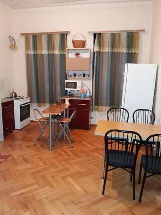 Апарт-отели Gest House 333 Тбилиси Апартаменты с 1 спальней-24